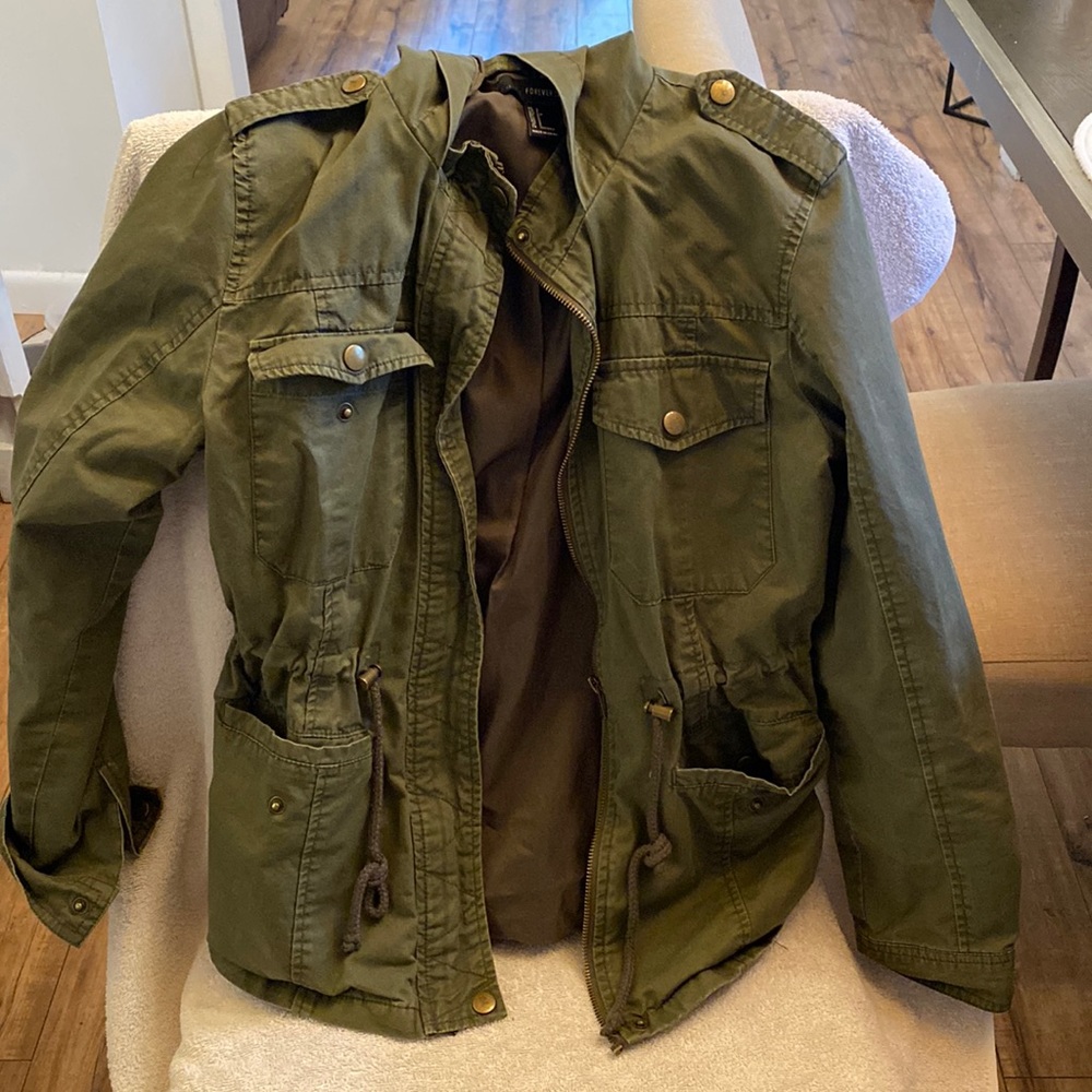 Forever 21 green cargo lightweight jacket